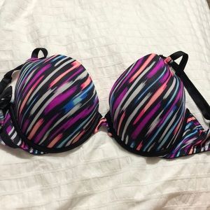 SOLD—pink by VS patterned push up bras